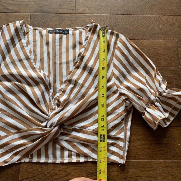 ✨50% OFF✨ Zaful Crop Top - Picture 10 of 10